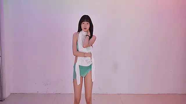 HAPPY-0001's Live Chat Room