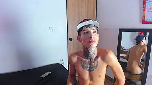 Darwinstark_'s Webcam Show