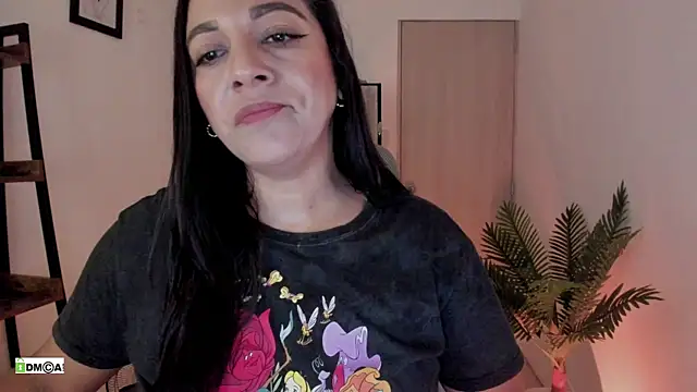 urcute_kitten's Live XXX Chat