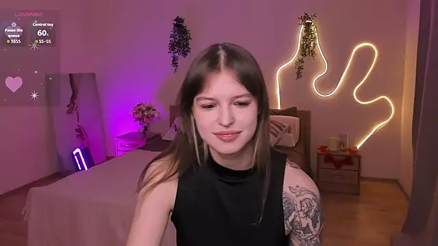 Lisa_Blossom: онлайн-секс-чат