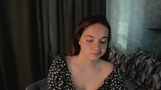 KristinaLoison's Live XXX Chat