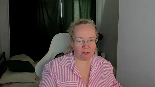 ViolaSmithh Chat XXX in diretta