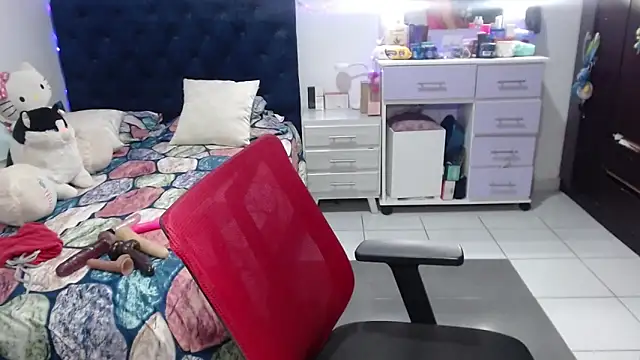 pervert_mommy_'s Webcam Show