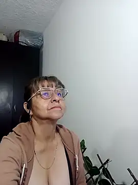 nicoltatiana_ Chat XXX in diretta