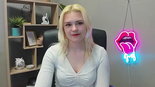 SweetLilyxo's Live XXX Chat