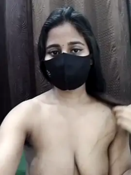 Lalisa_sexy: διαδικτυακό σόου στην κάμερα