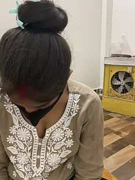 Pooja_Love143 Webcam-Show