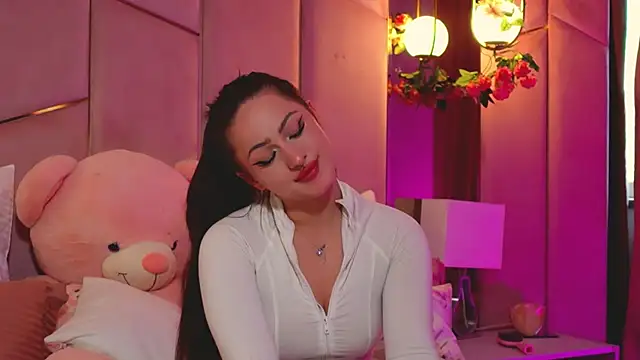 LucyLextonX – Naživo XXX chat