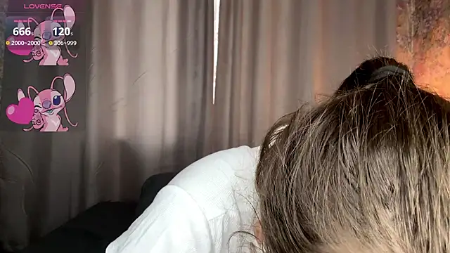 LoraDavin Live XXX chat