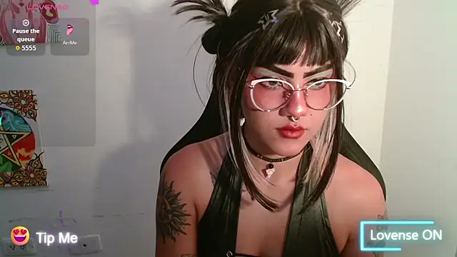 Chat XXX ao vivo de Divinejewel69