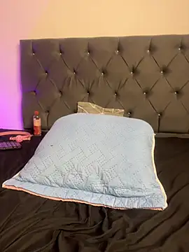 Baby-Angel777's Webcam Show