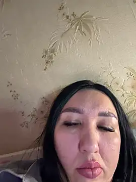 Chat +18 de Naughtbaby_2025 ao vivo
