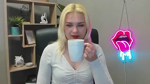 SweetLilyxo Live XXX-Chat