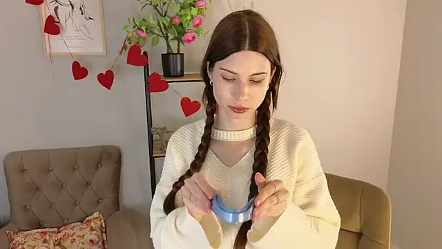 Umia_Bordered Live XXX-Chat