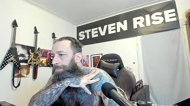 StevenRiseNYC Show in webcam