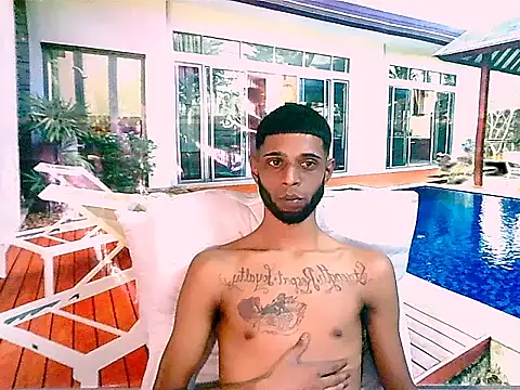 XXX chat uživo modela CharmingIndian1