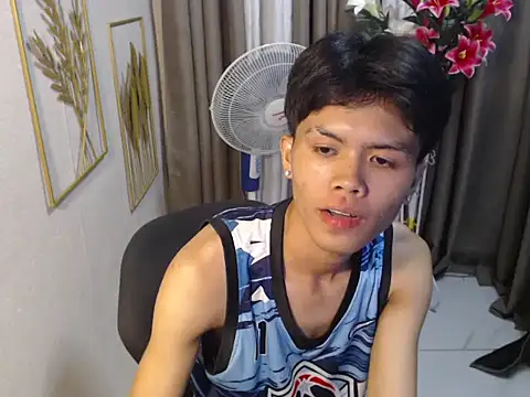 sweetguy_forth Show Webcam