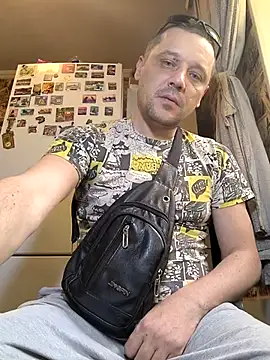 Show modela DanielOhCool na web-kameri