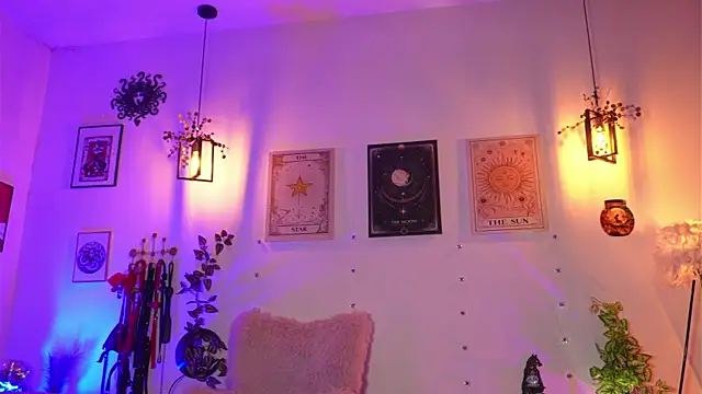 curlynatashaa Adlı Modelin Canlı XXX Sohbeti