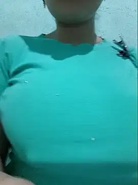 Shine_Mai Adlı Modelin Web Kamerası Şovu