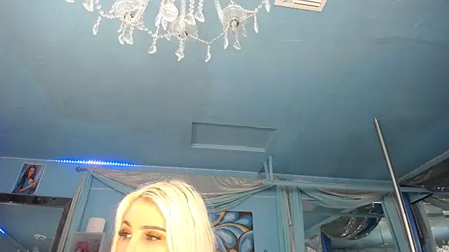 ADRIANNA_FOX's Live XXX Chat