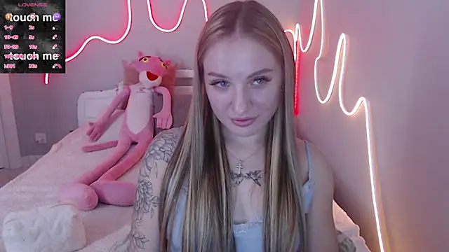 Show modela MirrraMisss na web-kameri