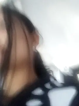 Sweet_Innocence_'s Webcam Show