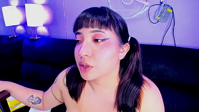 Онлайн чат XXX Emma_monserrat