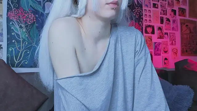 PeacchyPawss Live XXX-chat