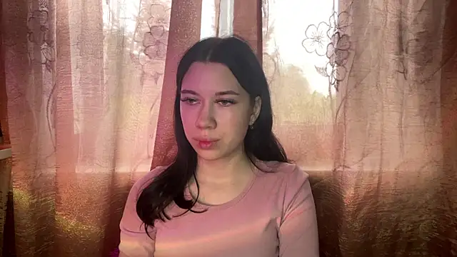 BellaLoveHugs' Webcam Show