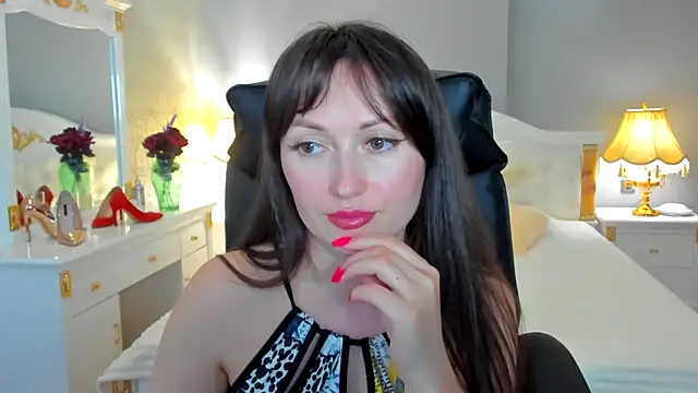 دردشة RosiAlina الجنسية المباشرة