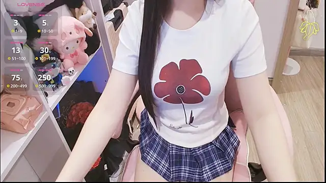 Nana_Chu Show Webcam