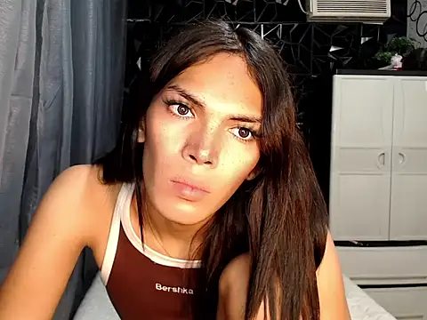 GORGEOUS_CARMEE's Live XXX Chat