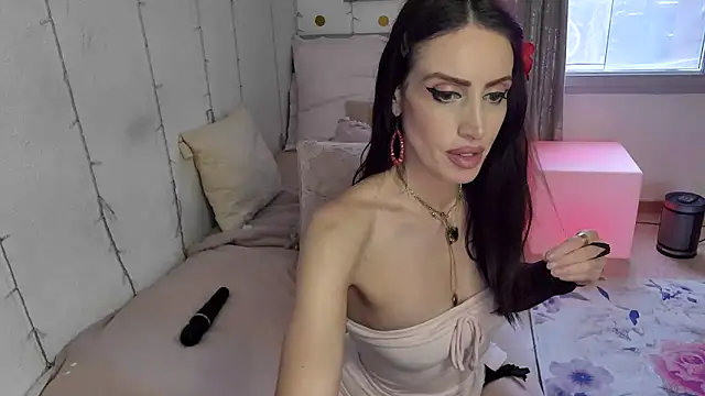 แชท XXX สดของ AlicianeFrancaise