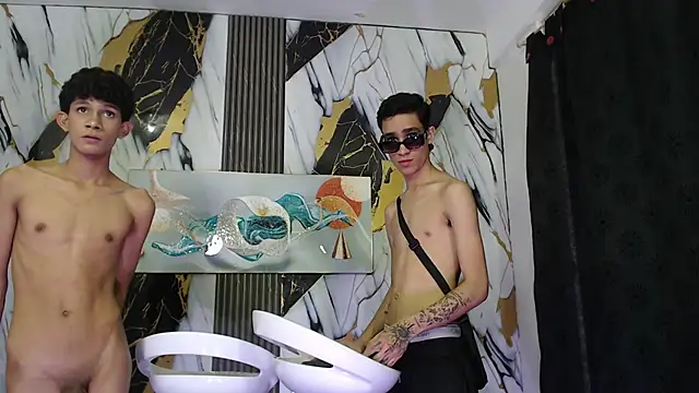 Show modela TWINKS_BOYSX na web-kameri
