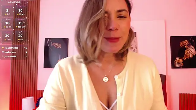 Chatroom XXX en direct de milfsecret69