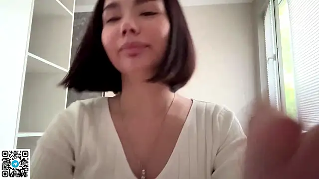 Chat +18 de MarylnMonnier ao vivo
