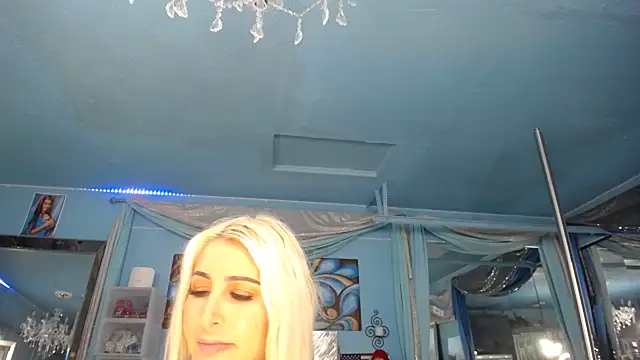 دردشة ADRIANNA_FOX الجنسية المباشرة