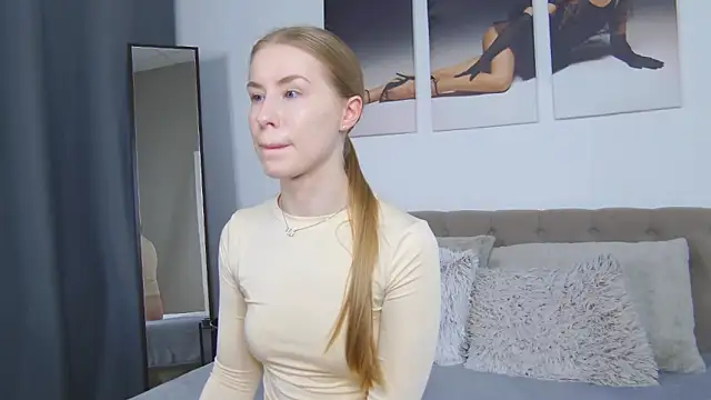 VioletiSwone – Kamerová šou