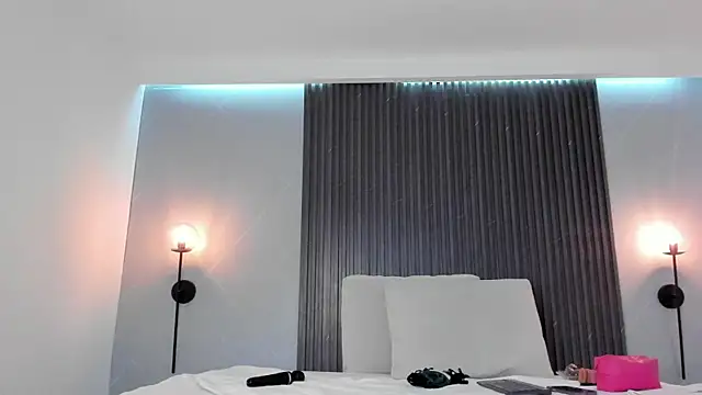mia_dollce's Live XXX Chat