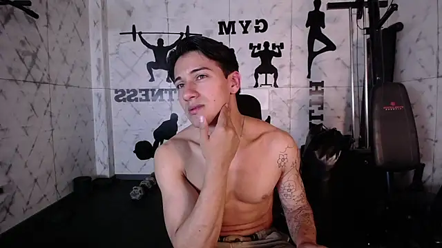 Chatroom XXX en direct de Andy_Joy_
