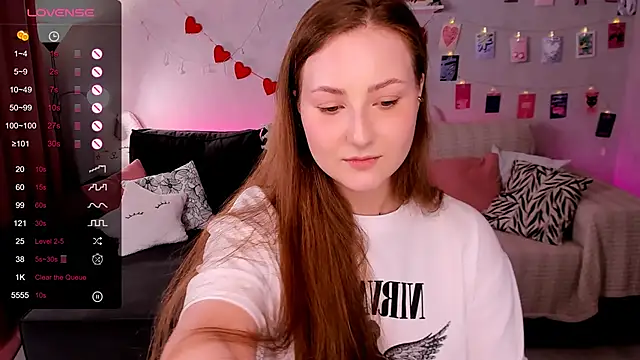 velvet_cherry_ লাইভ XXX চ্যাট
