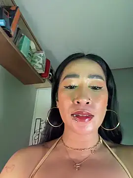 AsianMilfSheryl Pertunjukan Webcam