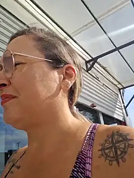 Chatroom XXX en direct de BellaFortuneGaucha