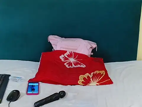 FreakyMelanin18 Webcamshow