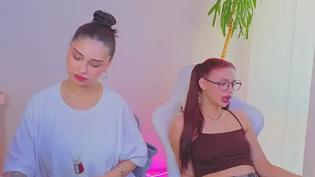 Sofia_Plump's Live XXX Chat