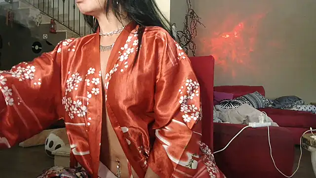 DolceNera Show in webcam