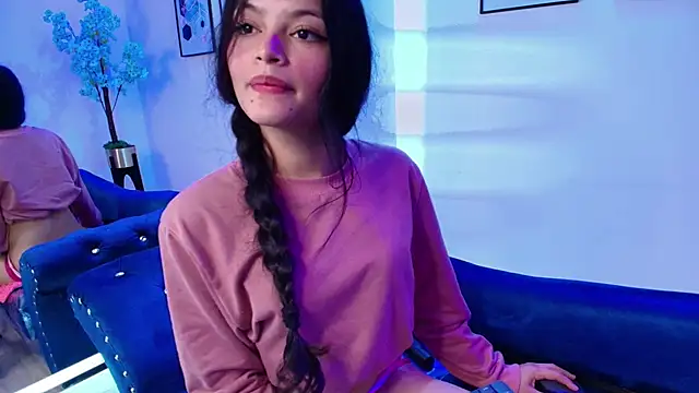 Czat XXX na żywo – Maddie_T18