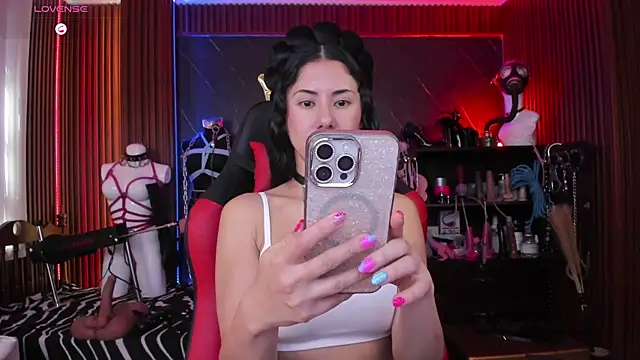 XiaQueen's Webcam Show