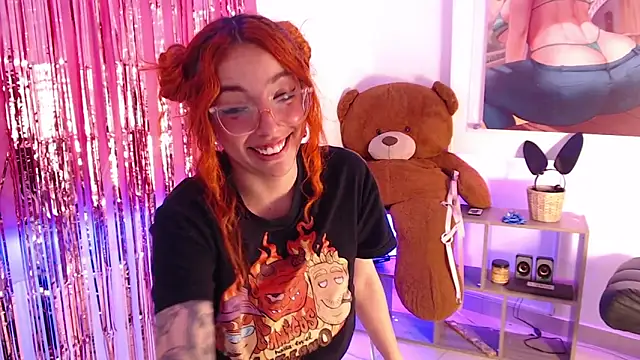mere_in_redd élő XXX-chatje